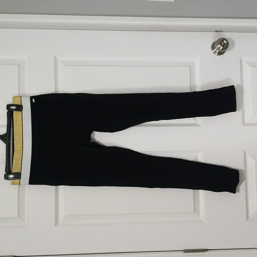 Black leggings